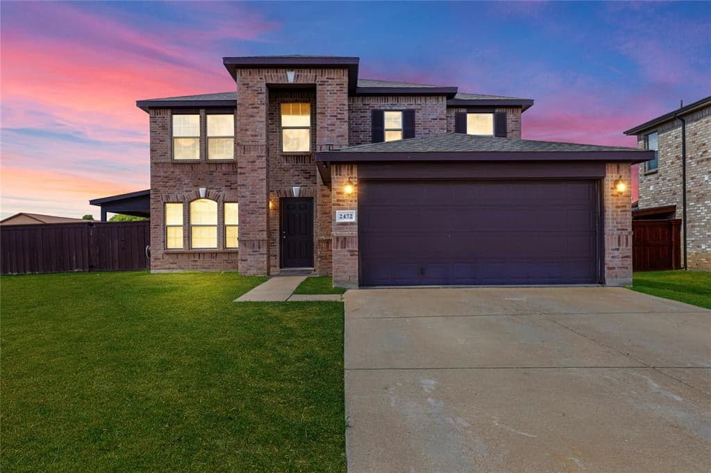 2472 Canyon Springs Dr