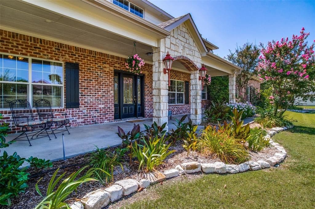 405 Harrison Cir