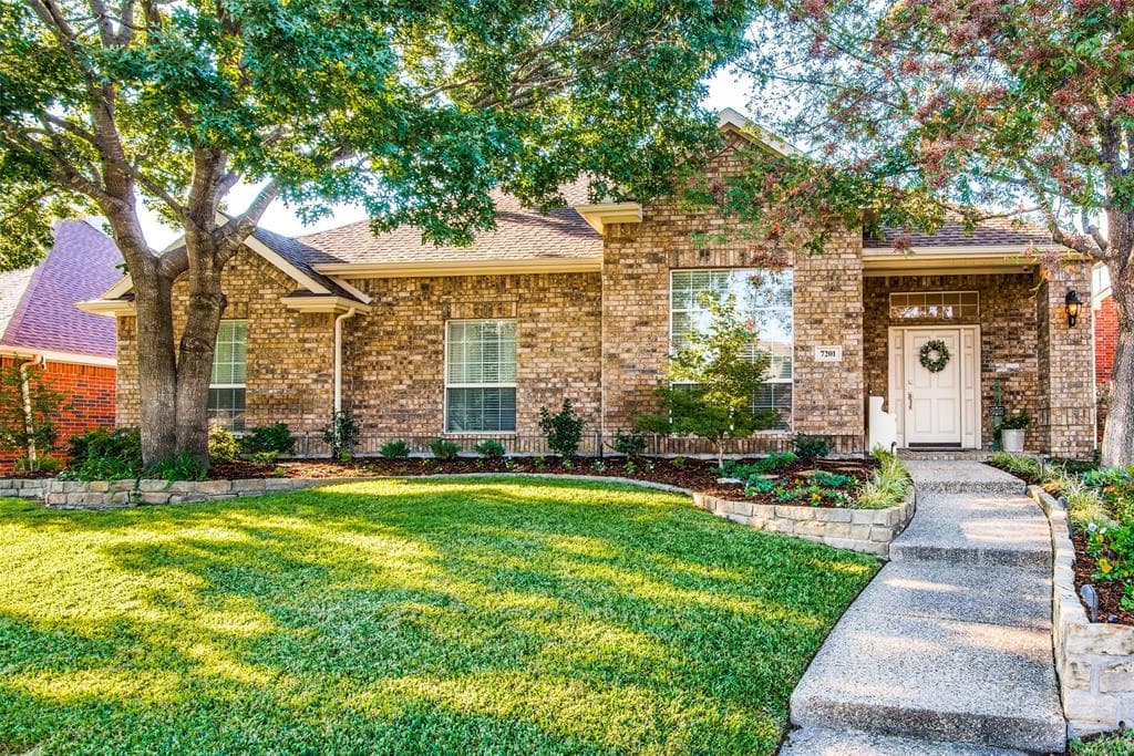 7201 Royal Glen Trl