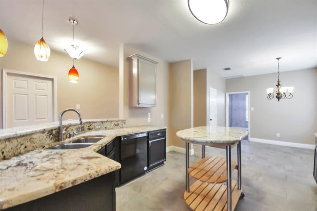 109 Dustin Dr