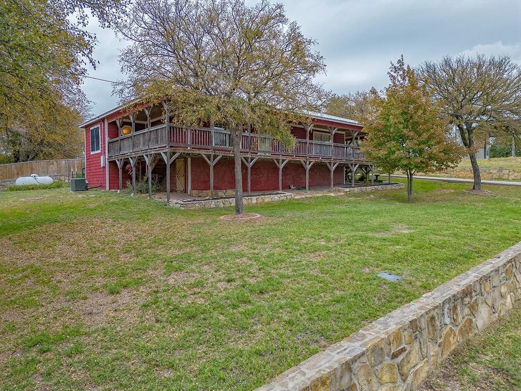 142 Lake St