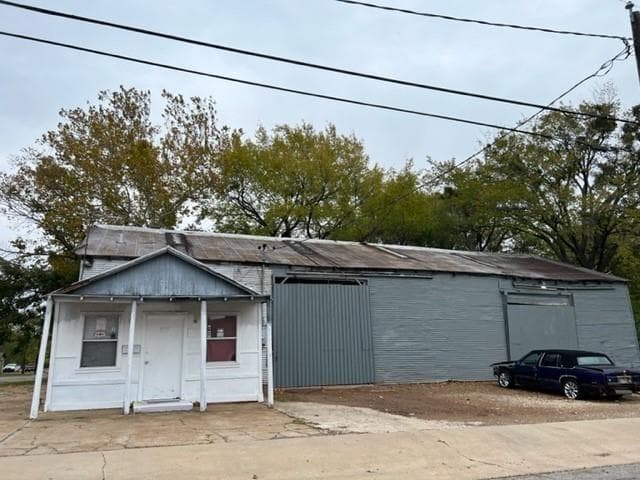 111 E Price St