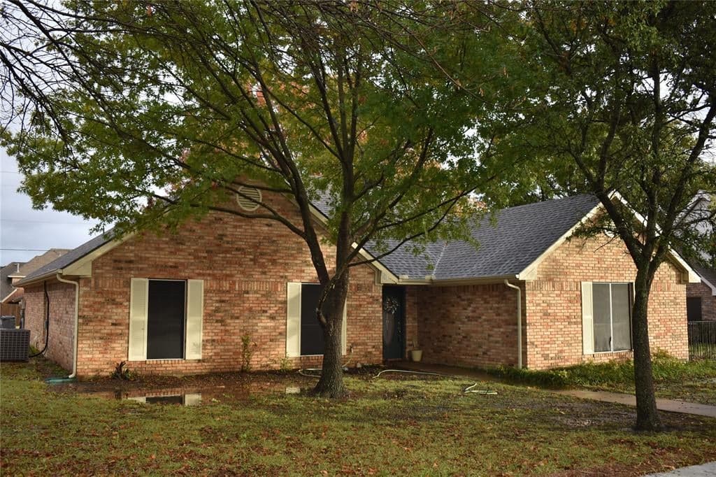 1908 Crown Colony Dr