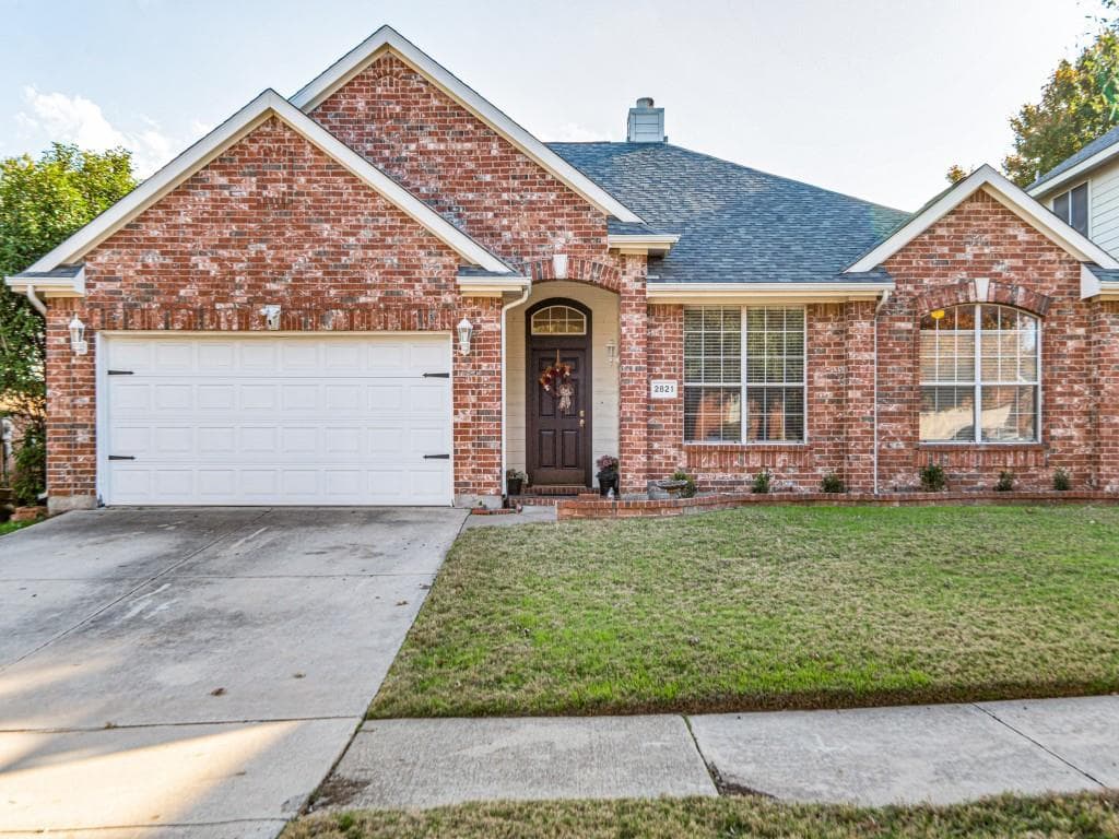 2821 Birmingham Dr