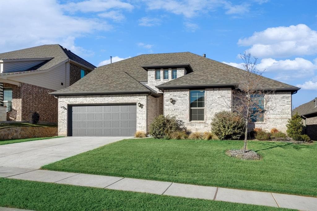 1204 Coralberry Dr