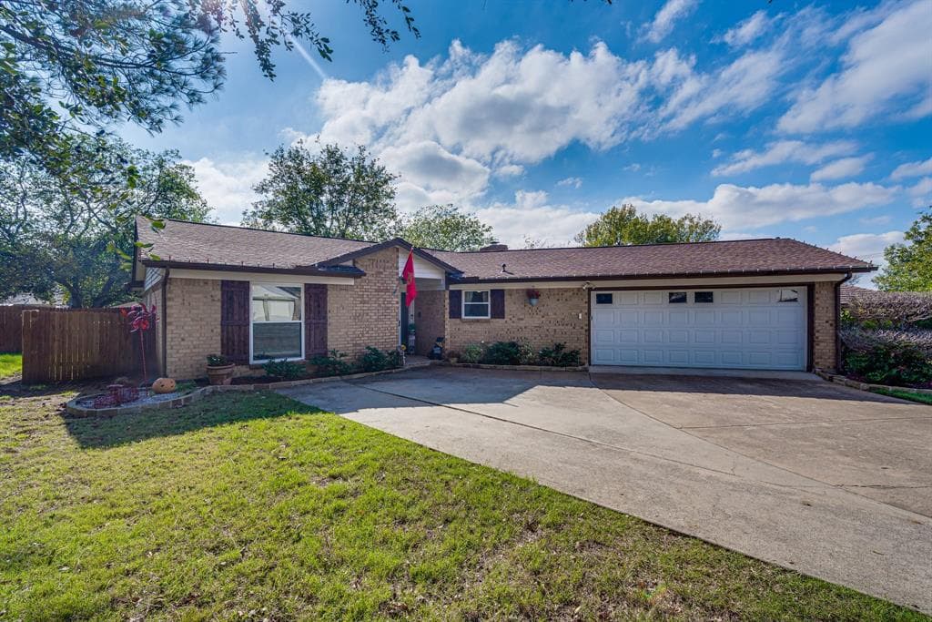 6704 Starnes Rd