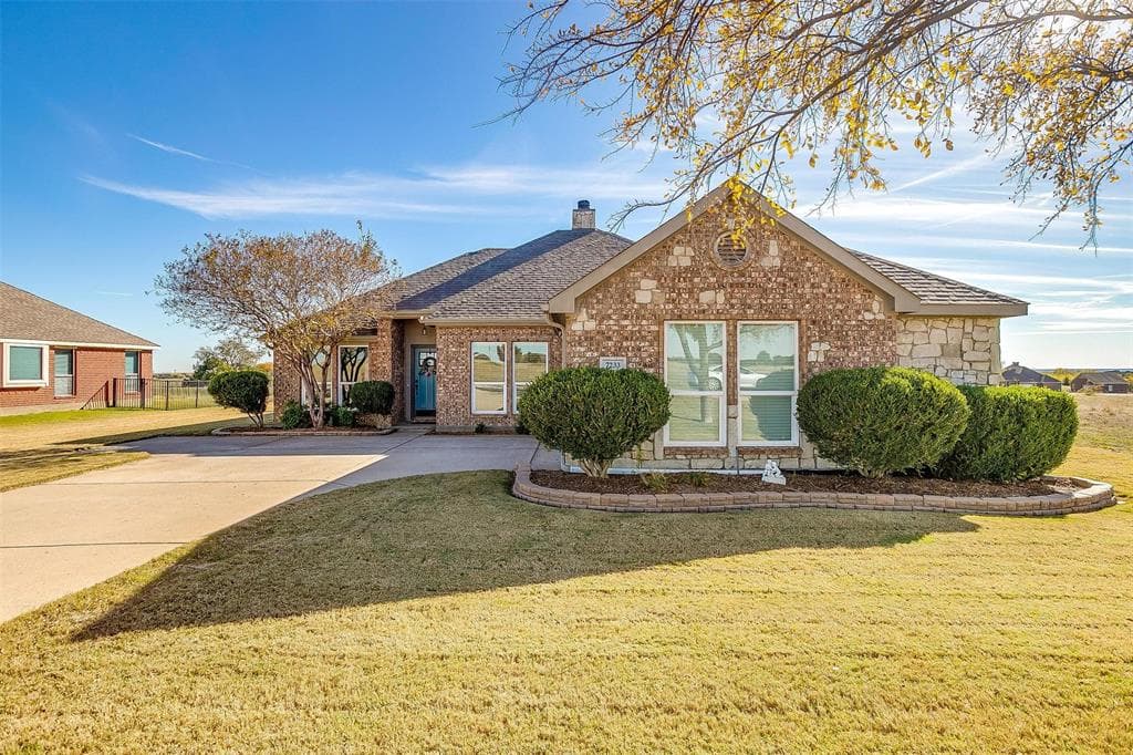 7233 Muirfield Dr