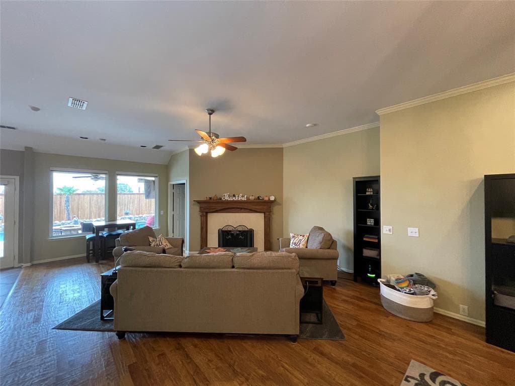 Gallery image 3