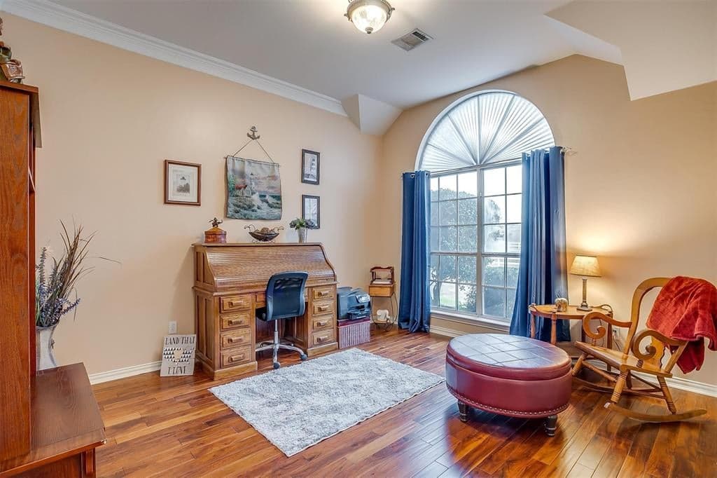 Gallery image 4
