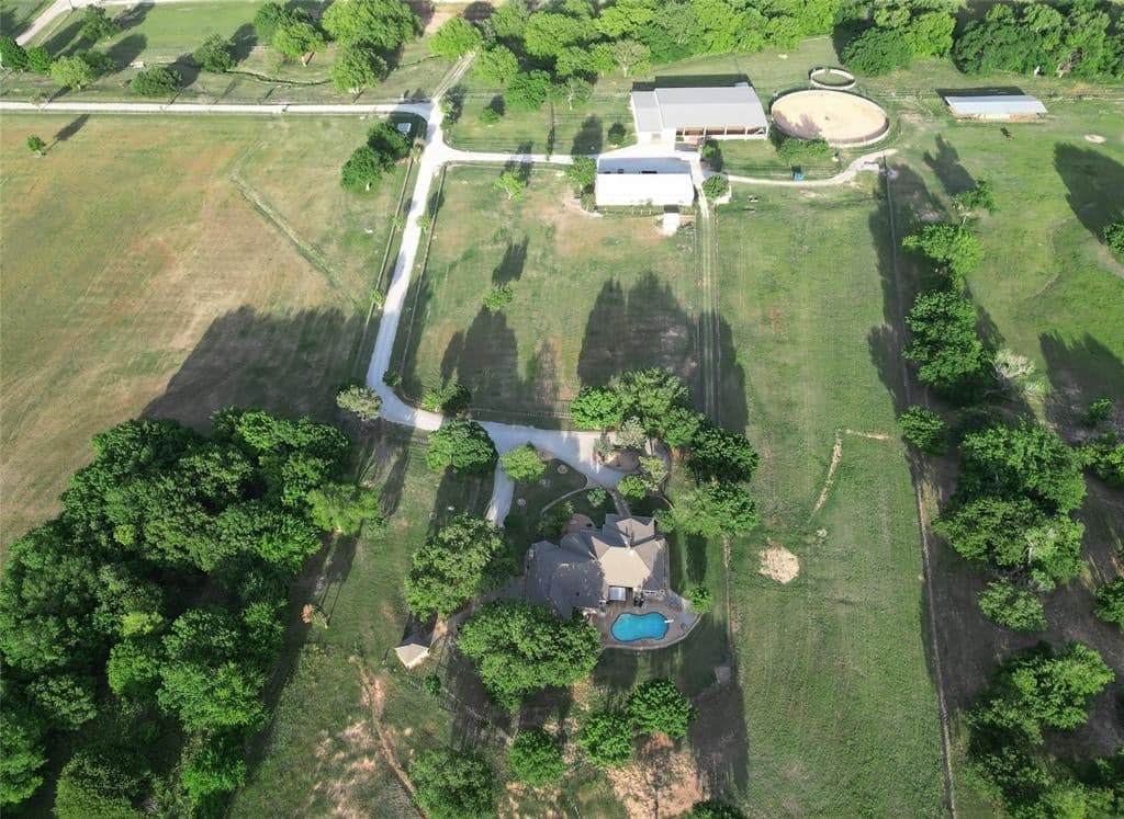 735 Old Millsap Rd