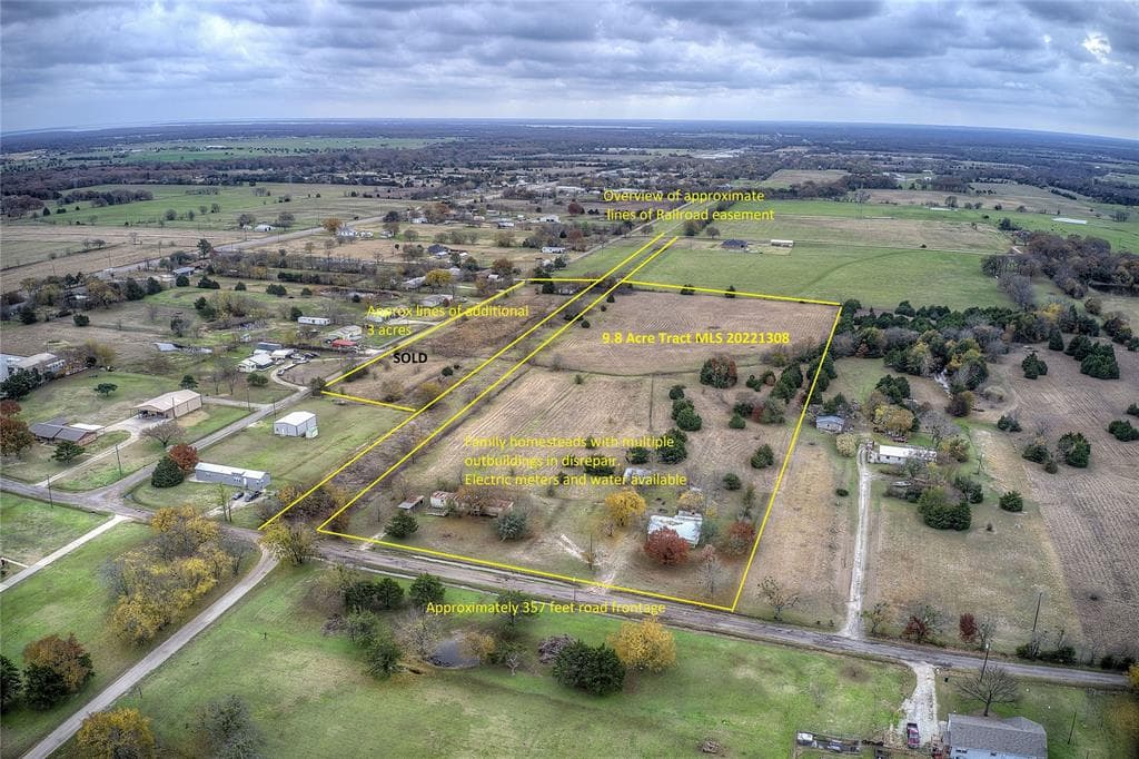239 County Road 2240