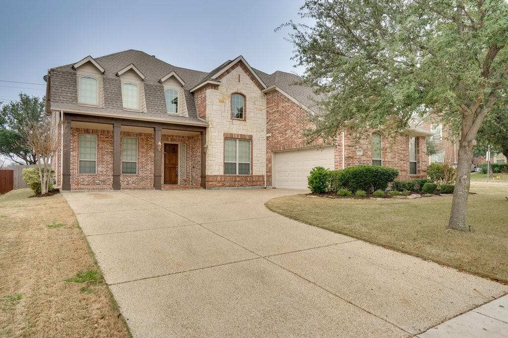 2123 Adeline Dr