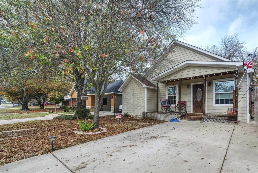 313 W South St