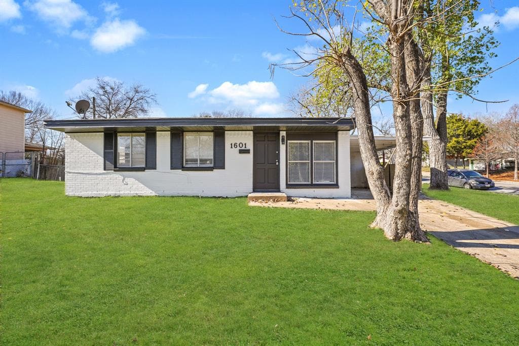 1601 Curtis Dr