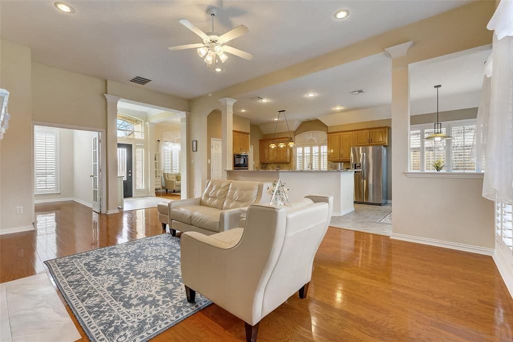 Gallery image 2