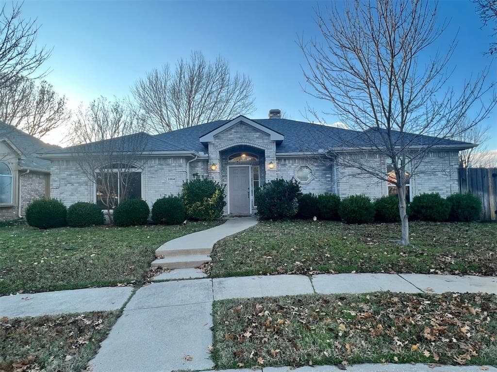 3304 Felicia Ct