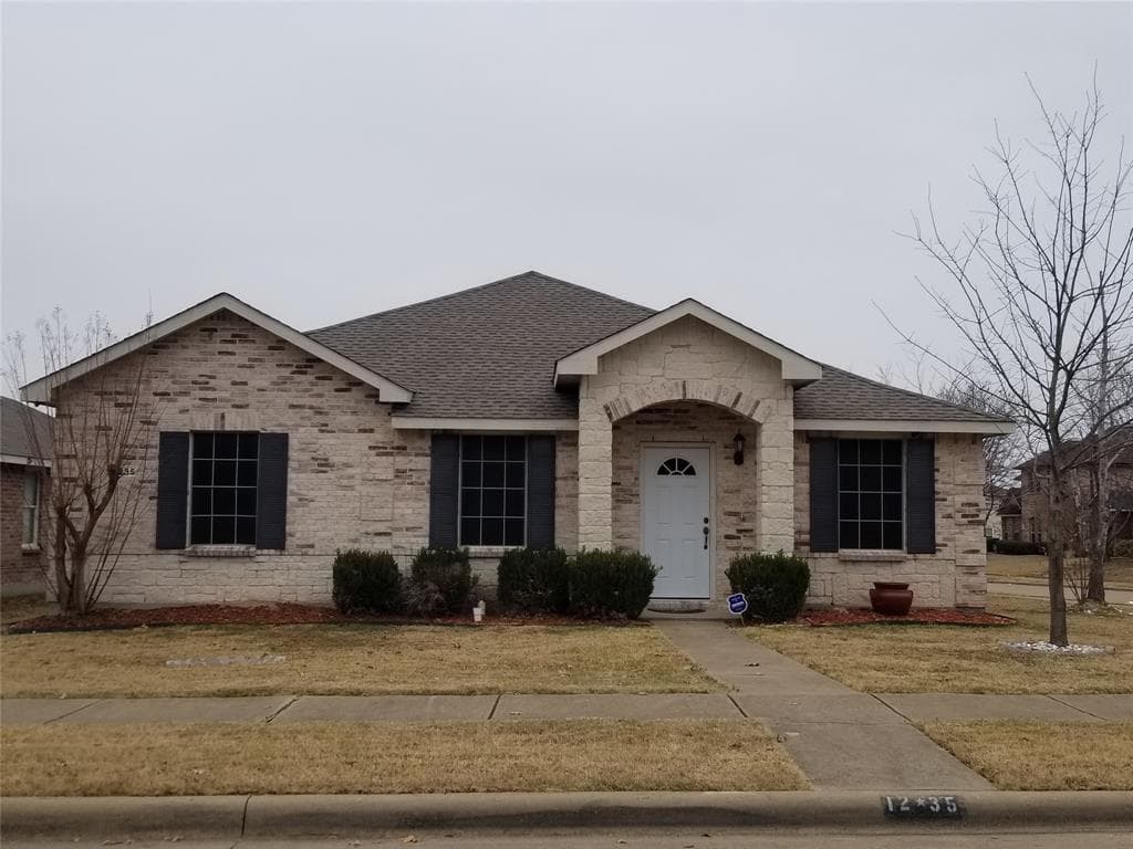 1235 Yukon Dr