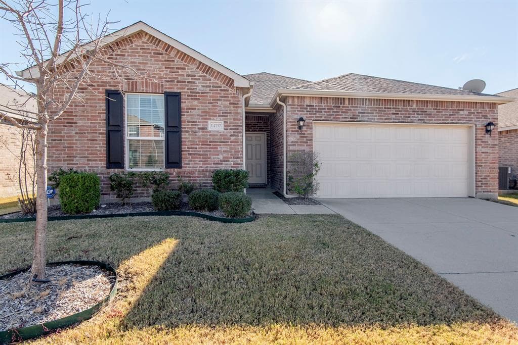 14717 Sawmill Dr