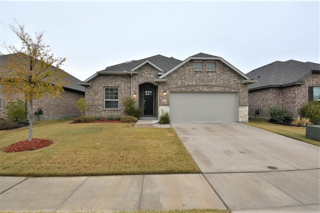 1428 Monarch Trl
