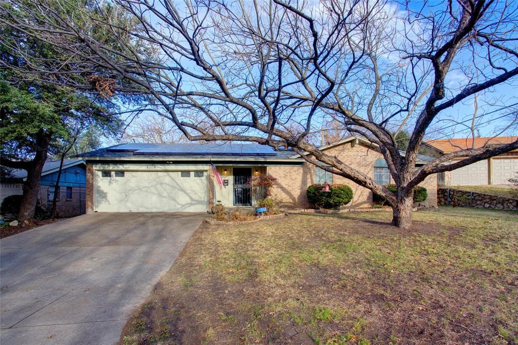 8504 Choctaw Trl