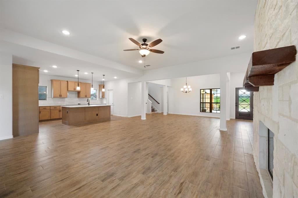 Gallery image 3