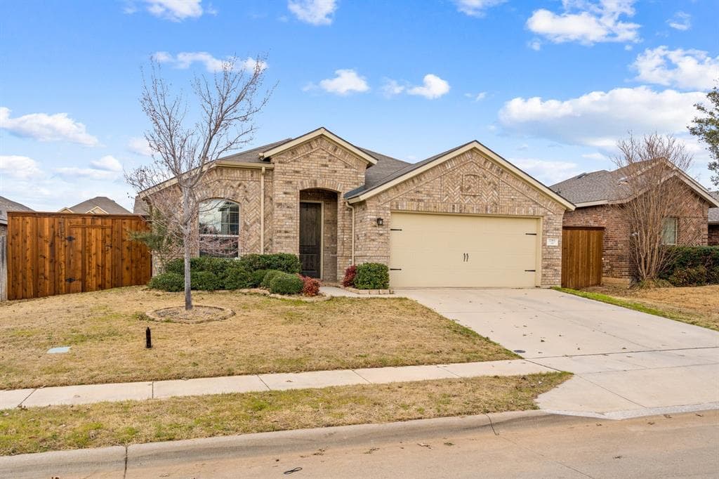 408 Braewick Dr