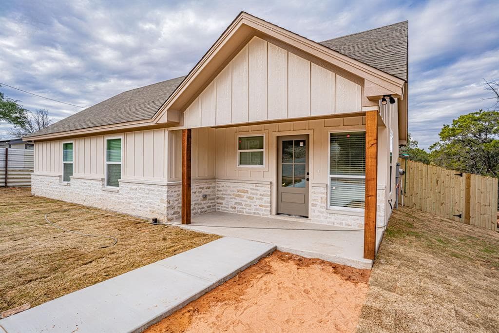 1034 Pecos River Dr