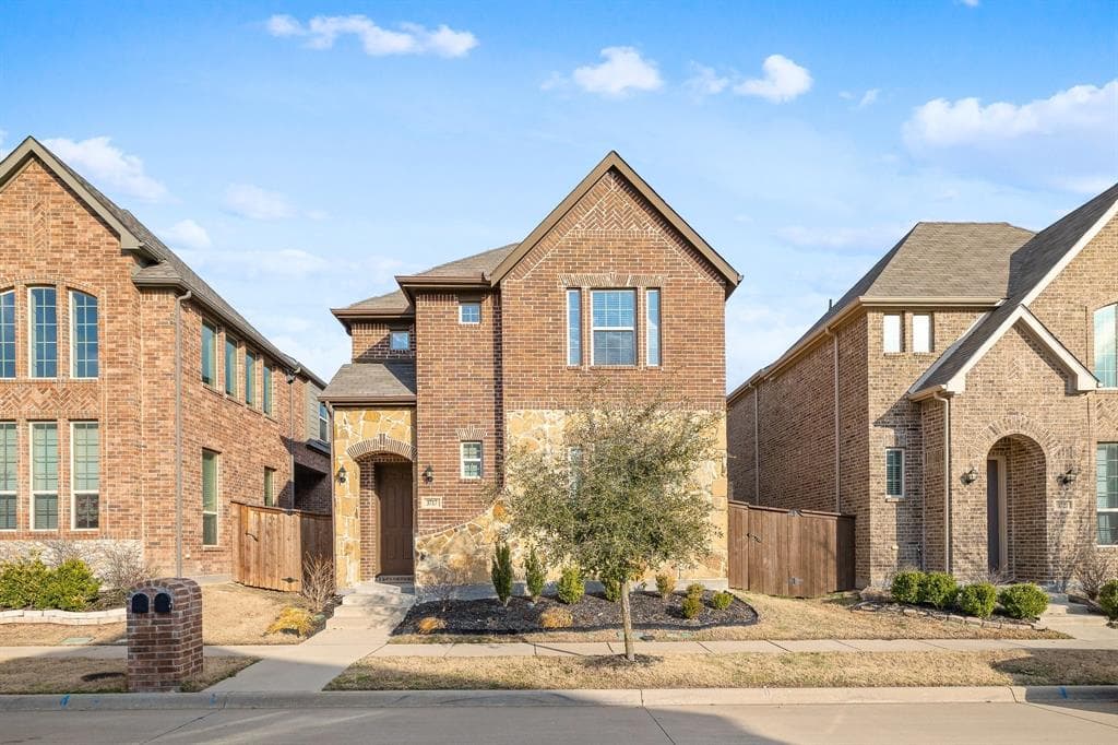 3717 Cliffstone Way