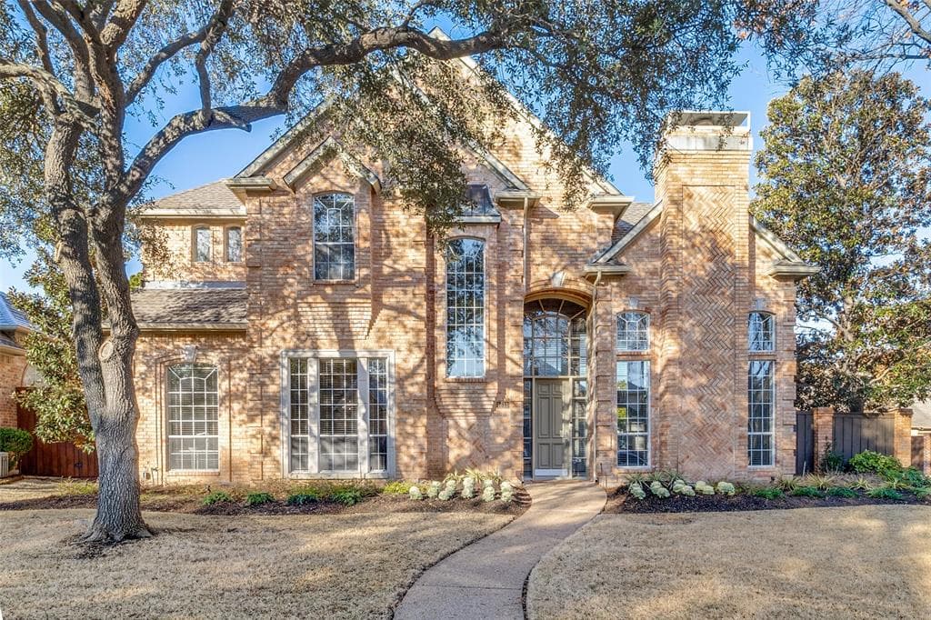 1613 Watch Hill Dr