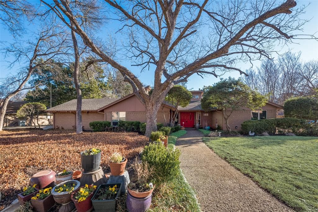 1418 Cardinal Creek Dr