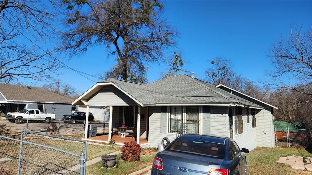 4210 Fernwood Ave