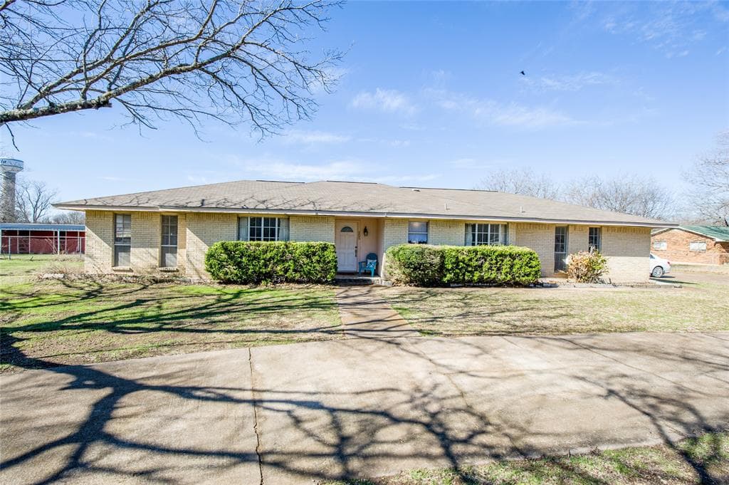 205 Cockrell Hill Rd