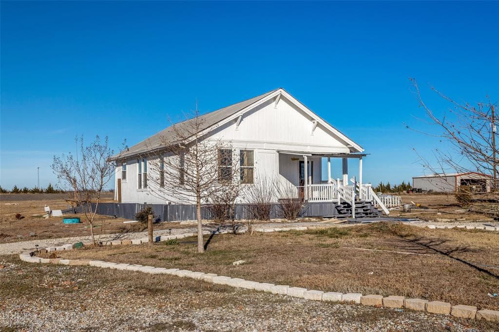 592 County Road 699