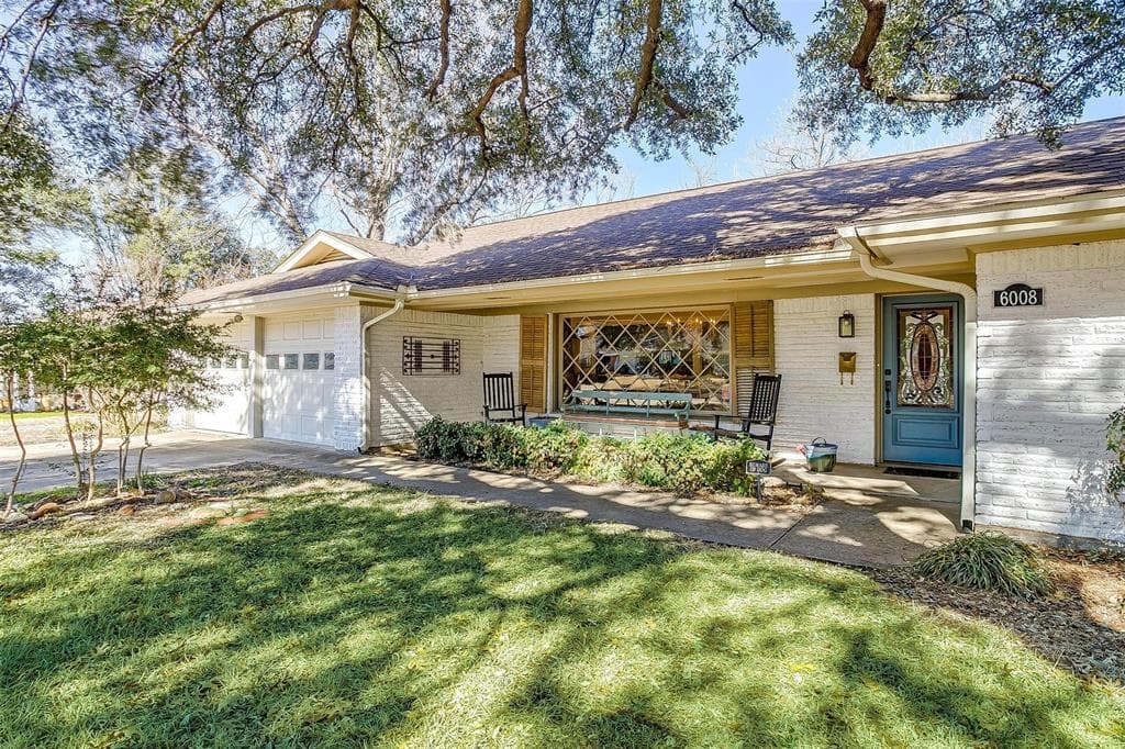 6008 Wonder Dr