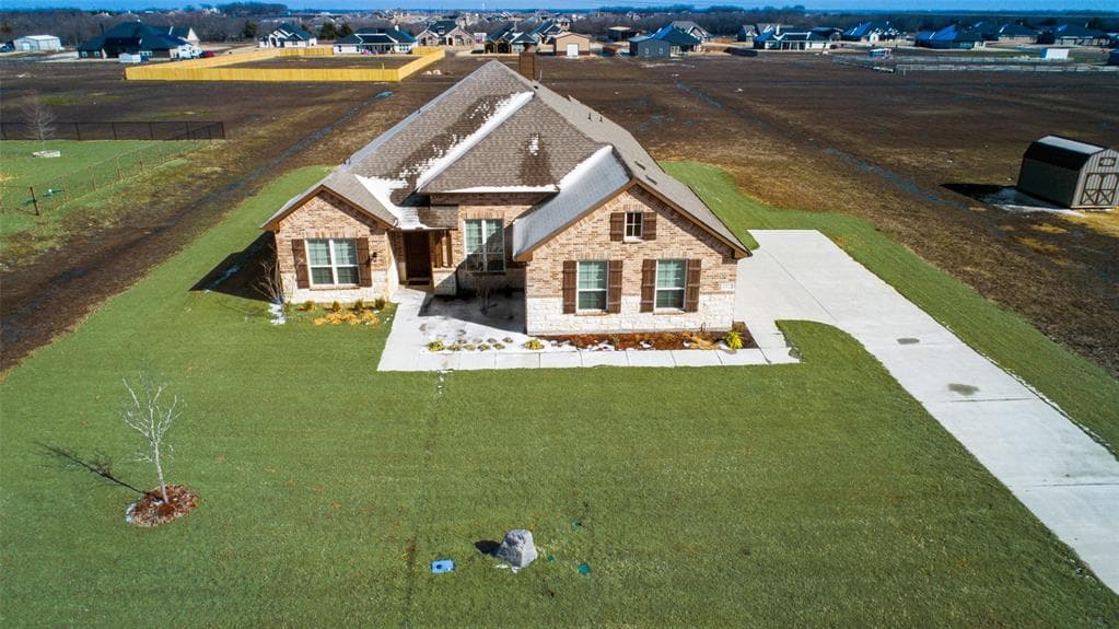 2312 Bourland Dr