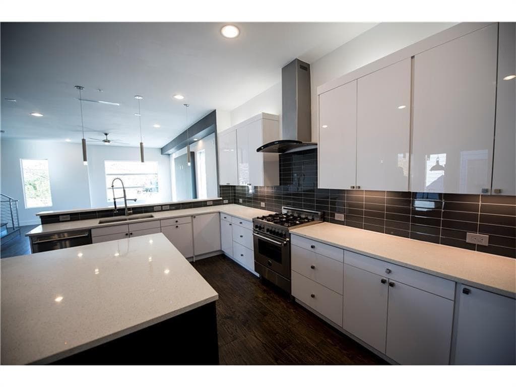 Gallery image 3