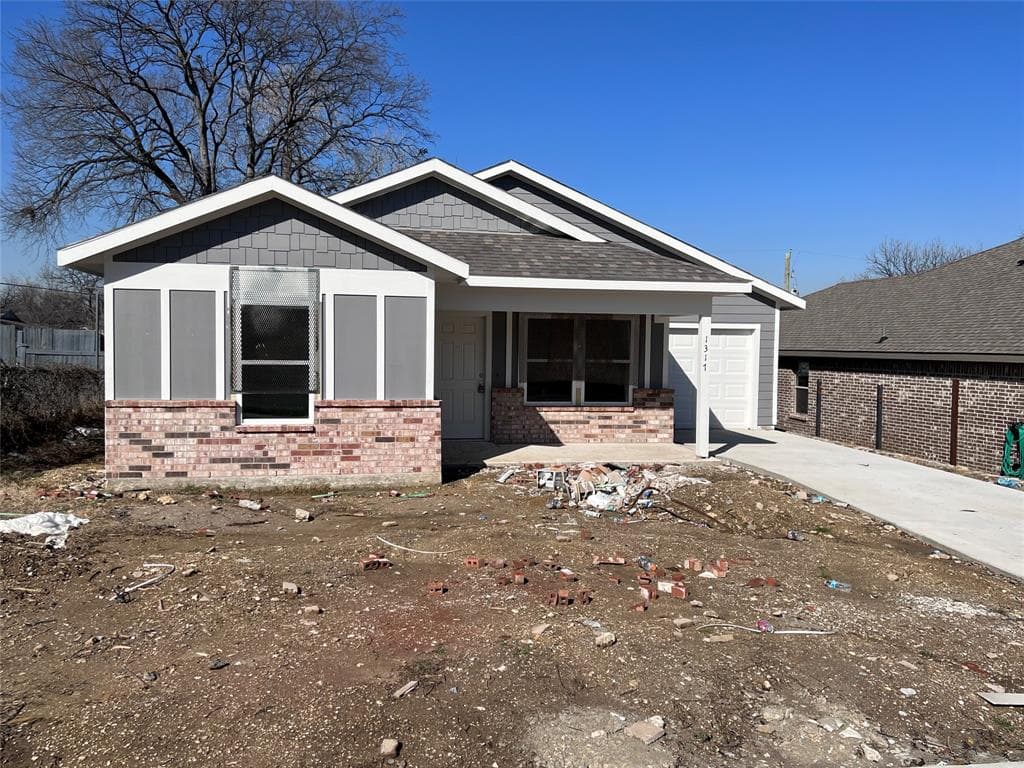 1317 E Jessamine St