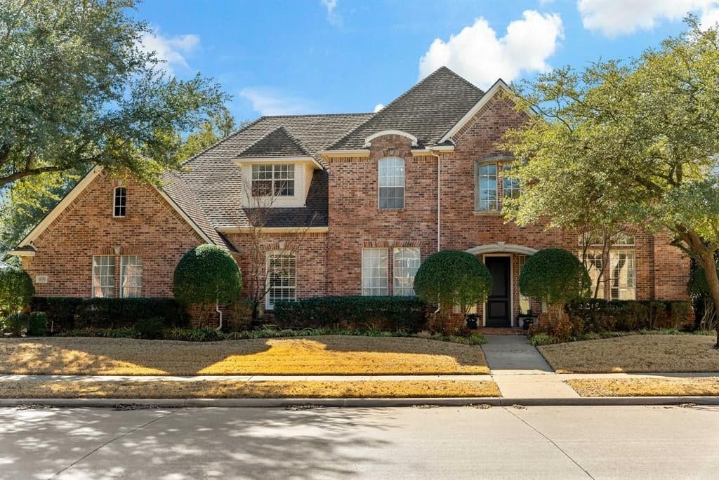 1126 Creekwood Dr