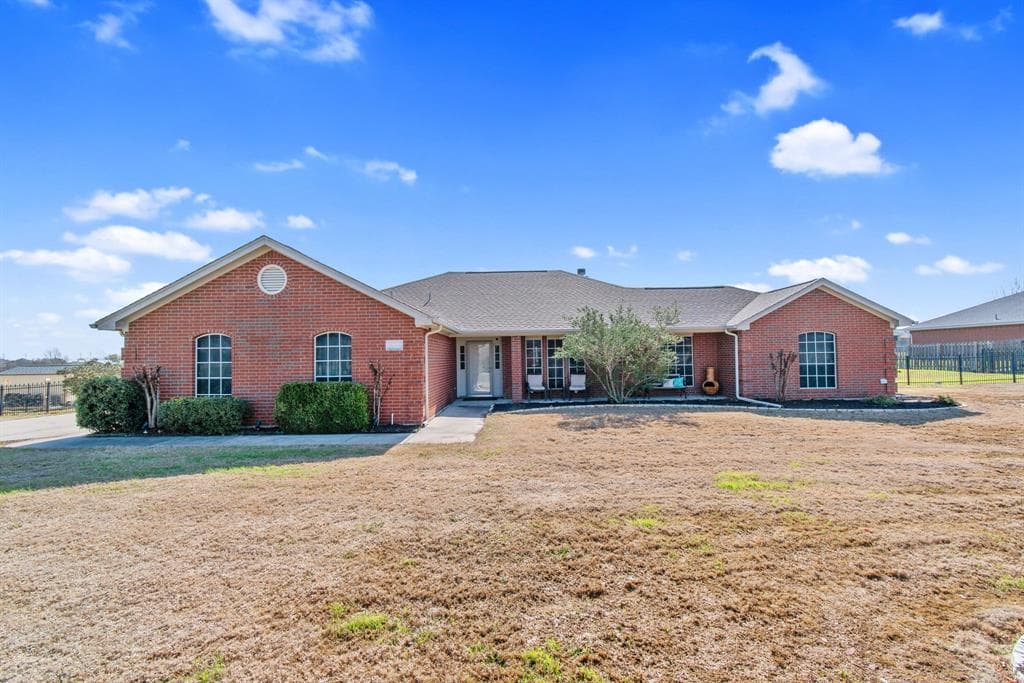2761 Taner Cir