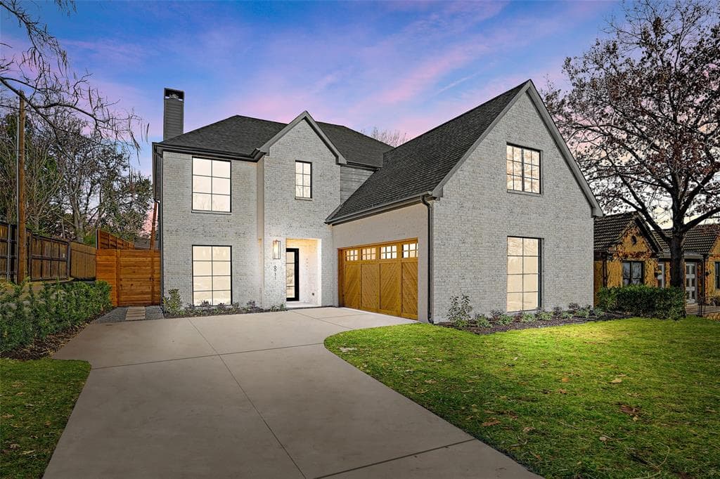 6911 Shook Ave