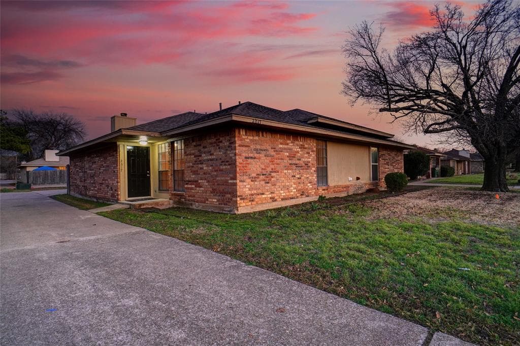 2317 Indigo Ln