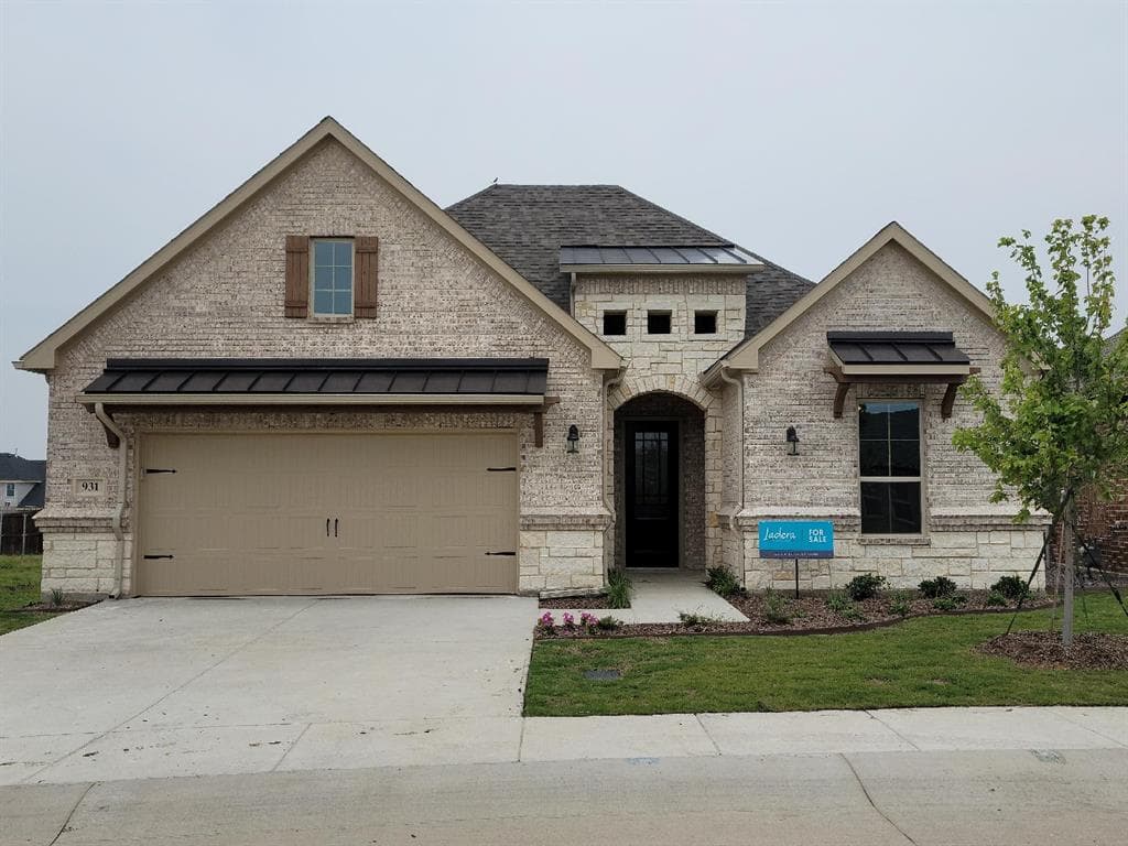 931 Capella Ln