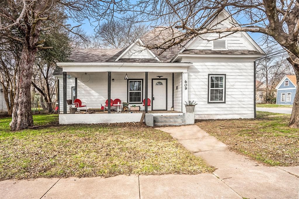 609 N Buffalo Ave