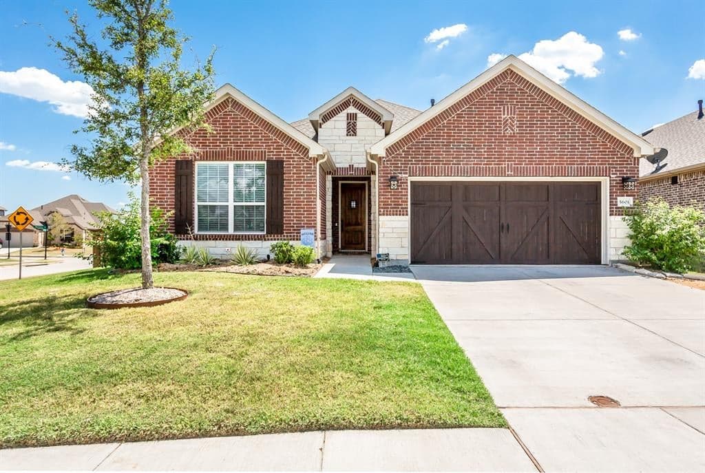 5601 Merchant Dr