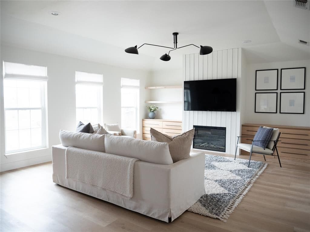 Gallery image 3