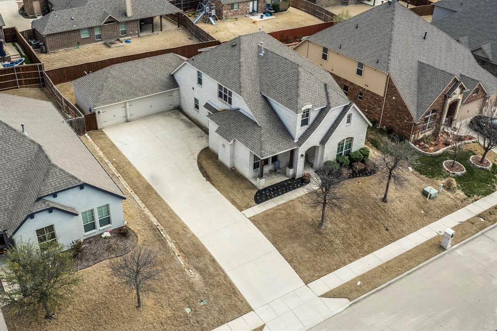 424 Lovelock Dr