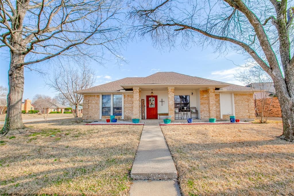 101 E Apollo Rd