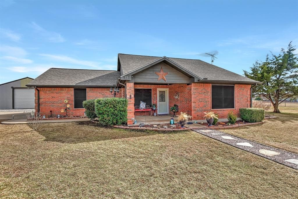 22 Catamaran Ct
