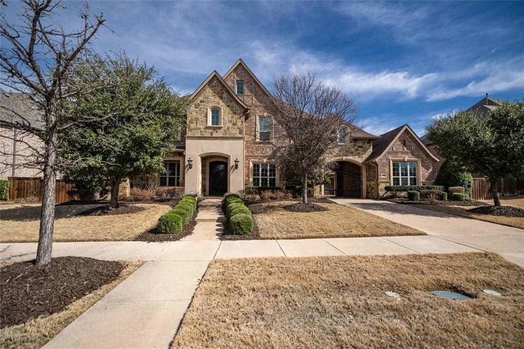 6932 Solitude Creek Ct