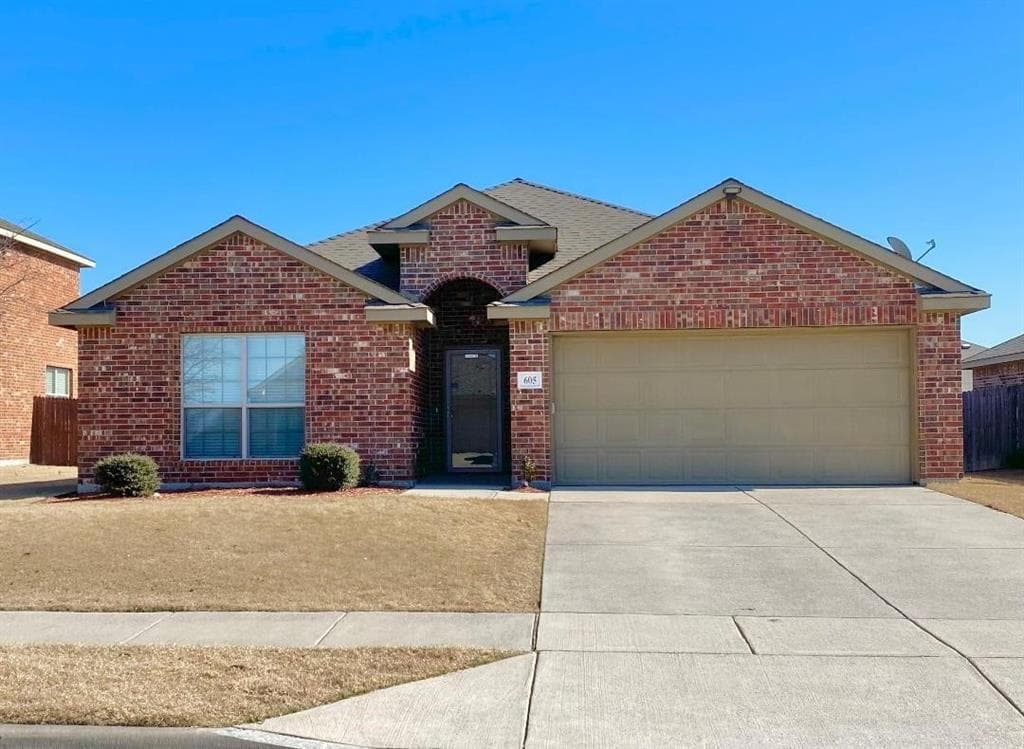 605 Savanna Dr